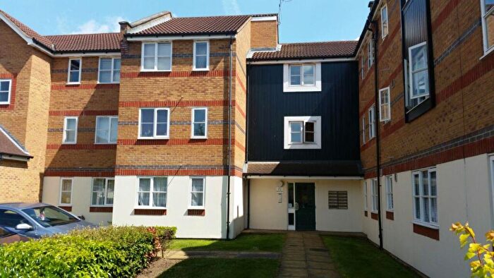 Studio For Sale In Hispano Mews, Enfield, EN3