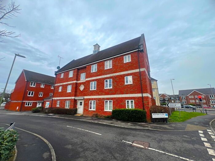 2 Bedroom Flat To Rent In Rostron Close, West End, Southampton, Hampshire, SO18