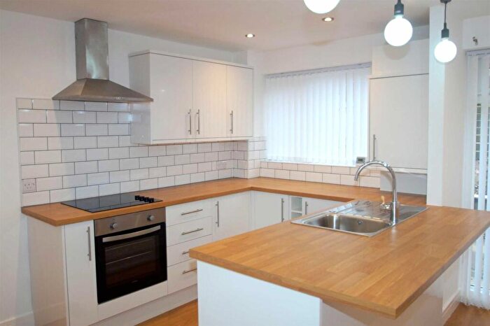 3 Bedroom End Of Terrace House To Rent In Ramshead Crescent, Seacroft, Leeds, LS14