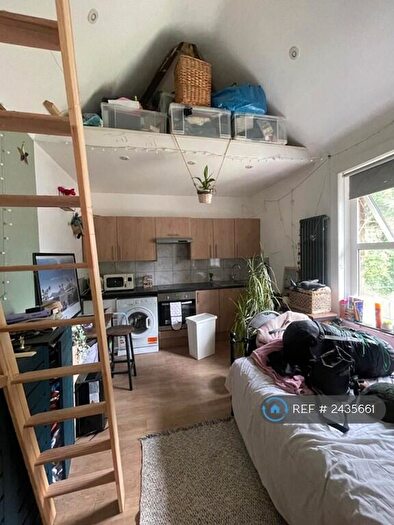 Studio To Rent In Gordon Road, Canterbury, CT1