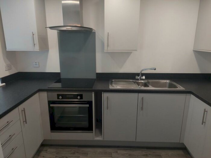 2 Bedroom Flat To Rent In Victoria Court, Gowan Terrace, Newcastle Upon Tyne, NE2