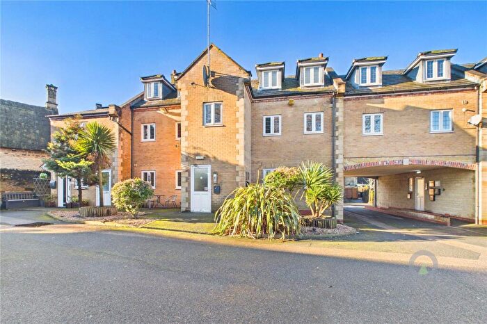 2 Bedroom Flat For Sale In Stocks Court, Corby, Northamptonshire, NN17