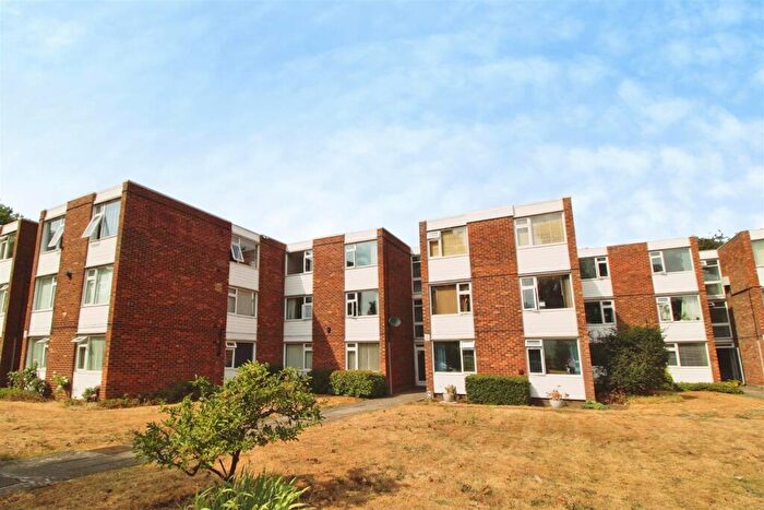 2 Bedroom Apartment To Rent In Martin Lane, Bilton, Rugby, CV22