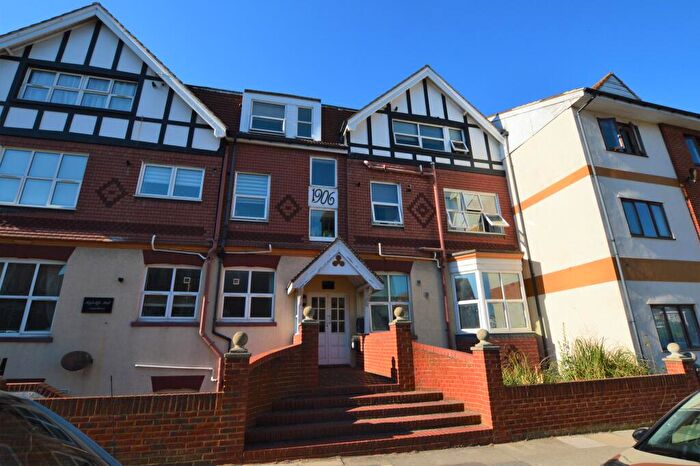 2 Bedroom Flat To Rent In Eastern Esplanade, Margate, Kent, CT9