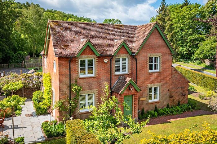 5 Bedroom Detached House For Sale In Birtley Road, Bramley, Guildford, GU5