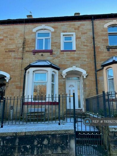 4 Bedroom Terraced House To Rent In Accrington Road, Burnley, BB11
