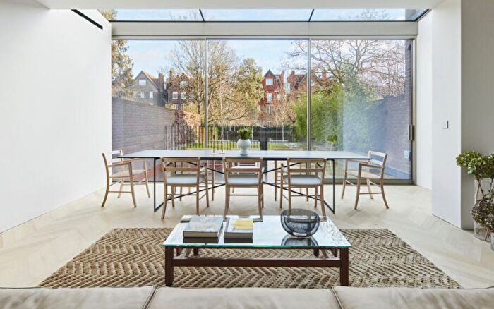 3 Bedroom Flat To Rent In Maresfield Gardens, Hampstead, NW3