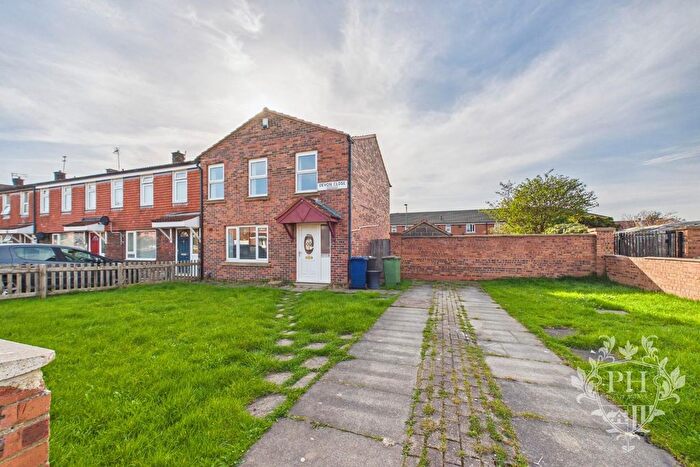 3 Bedroom End Terrace House For Sale In Devon Close, Redcar, TS10