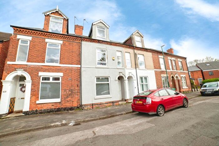 4 Bedroom Terraced House For Sale In Trent Lane, Nottingham, Nottinghamshire, NG2