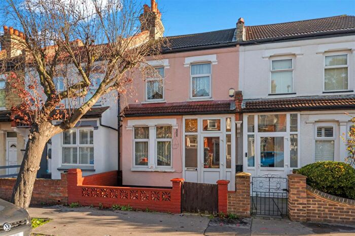 2 Bedroom Terraced House For Sale In Northway Road, Croydon, CR0