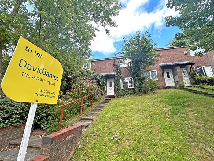 2 Bedroom Town House To Rent In Landmere Gardens, Mapperley, Nottingham, NG3