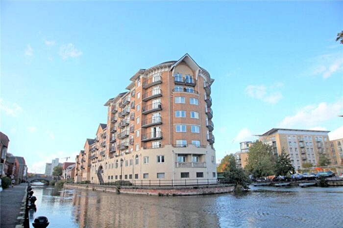2 Bedroom Apartment To Rent In Blakes Quay, Gas Works Road, Reading, Berkshire, RG1