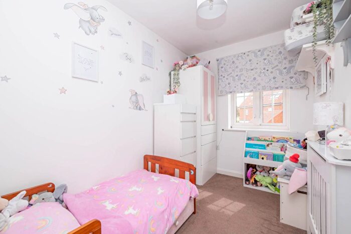 3 Bedroom End Terrace House For Sale In Dorman Avenue North, Aylesham, CT3