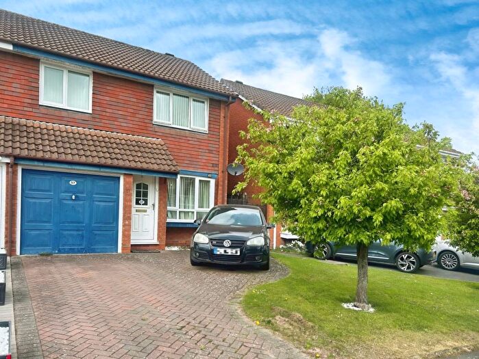 3 Bedroom Property To Rent In Shelsley Way, Solihull, B91