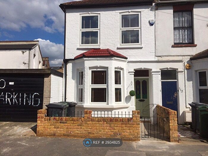 3 Bedroom End Of Terrace House To Rent In Turner Road, London, E17