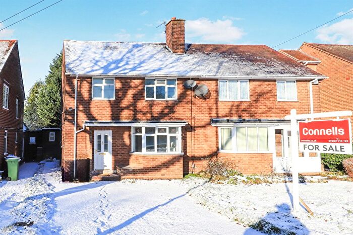 3 Bedroom Semi Detached House For Sale In Bushbury Lane, Bushbury, Wolverhampton, WV10