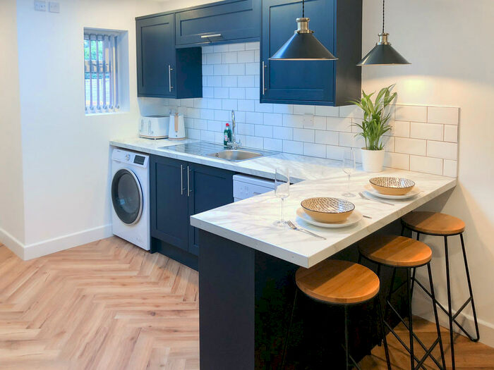 5 Bedroom End Of Terrace House To Rent In Humber Avenue, Stoke, Coventry, CV1