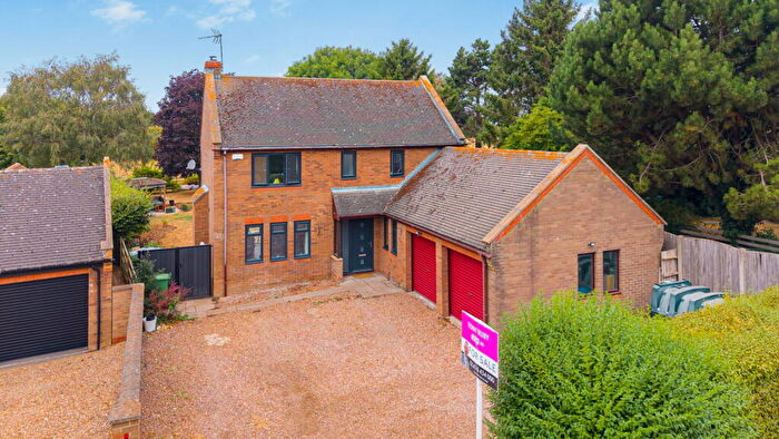 4 Bedroom Detached House For Sale In Main Street, Normanton, Grantham, NG32