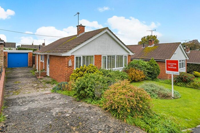 2 Bedroom Bungalow For Sale In Wylye Road, Warminster, BA12