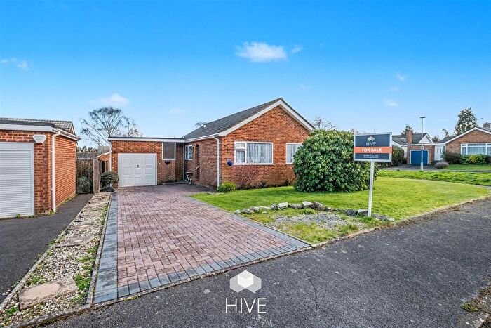 2 Bedroom Bungalow For Sale In De Montfort Road, Merley, Wimborne, BH21