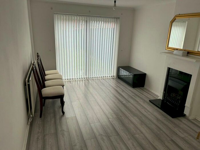 2 Bedroom Semi-Detached House To Rent In Woburn Close, Leamington Spa, Warwickshire, CV31