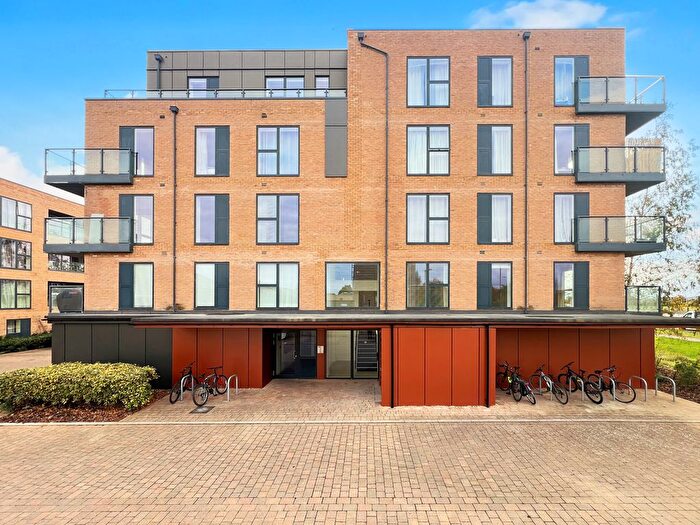 1 Bedroom Flat For Sale In Beech Drive, Trumpington, CB2