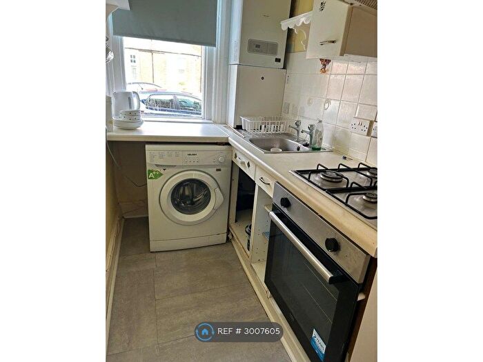 1 Bedroom Flat To Rent In East Ham Road, Littlehampton, BN17
