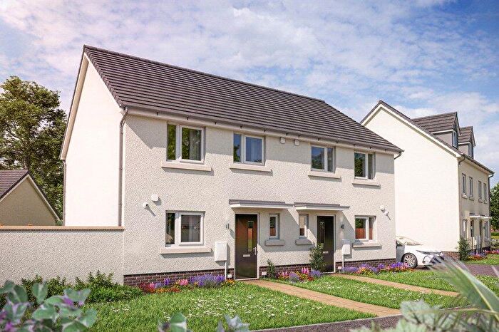 3 Bedroom Semi Detached House For Sale In Leytown Drive, Bideford, Devon, EX39