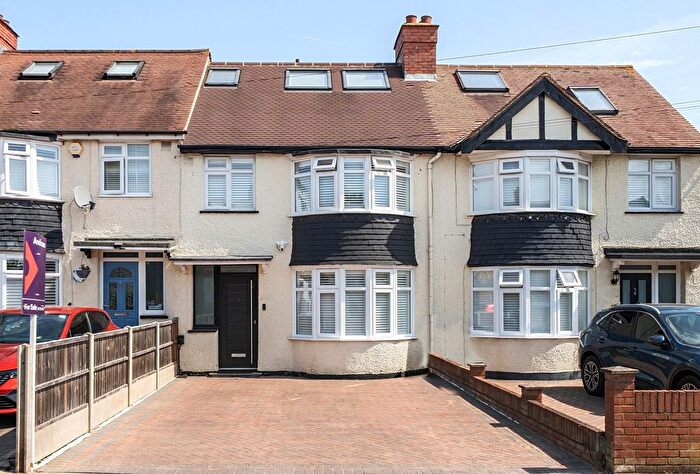 4 Bedroom Terraced House For Sale In Staines Avenue, Cheam, Sutton, SM3