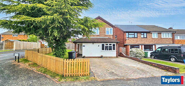 3 Bedroom Detached House For Sale In Cotswold Road, Penfields, Stourbridge, West Midlands, DY8