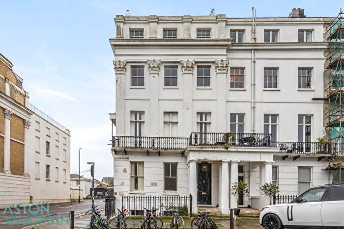 2 Bedroom Flat For Sale In Sussex Square, Brighton, BN2
