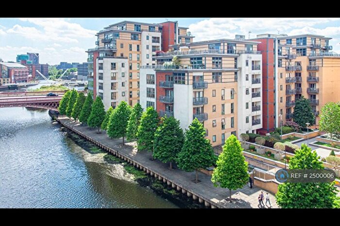 2 Bedroom Flat To Rent In Balmoral Place, Leeds, LS10