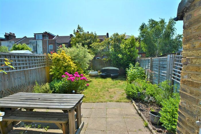 3 Bedroom Semi-Detached House For Sale In Warren Road, Colliers Wood, London, SW19