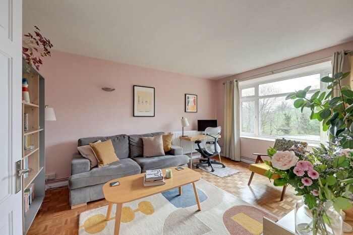 2 Bedroom Flat For Sale In Codrington Hill, Honor Oak, SE23