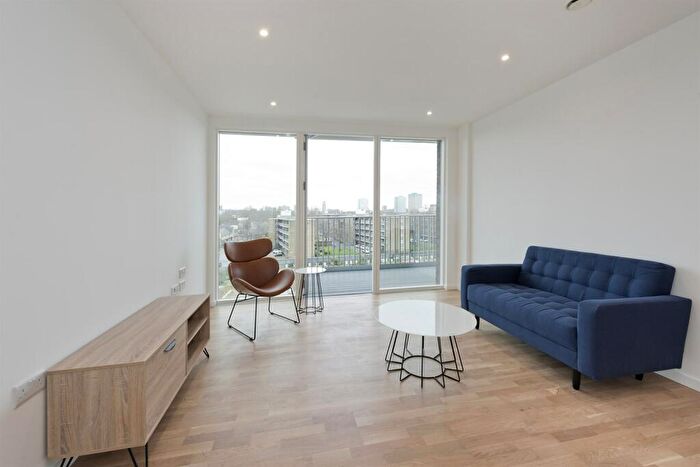 1 Bedroom Apartment To Rent In Lacewood Apartments, Timberyard Street, SE8