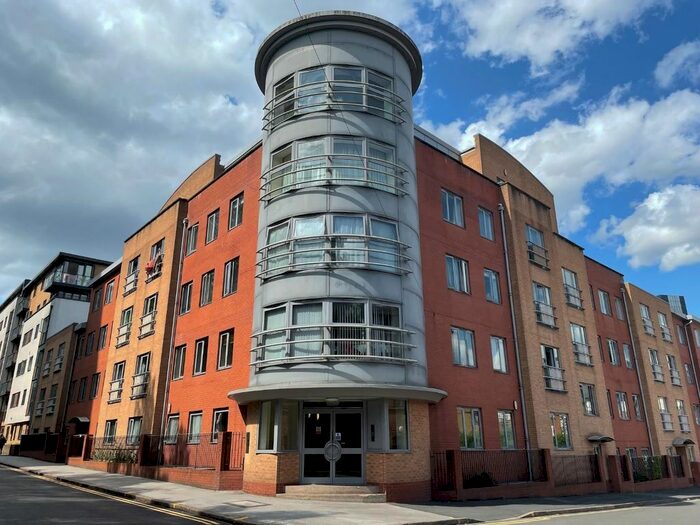 2 Bedroom Flat To Rent In Broadwalk Apartments, Granville Street, Birmingham, B1