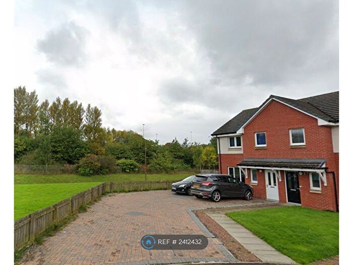 3 Bedroom Semi-Detached House To Rent In Maryston Place, Glasgow, G33