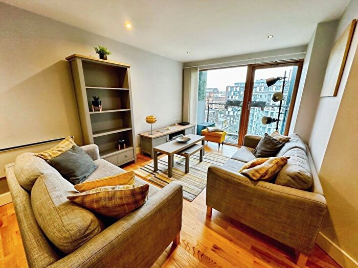 2 Bedroom Flat To Rent In La Salle, Chadwick Street, Hunslet, Leeds, LS10