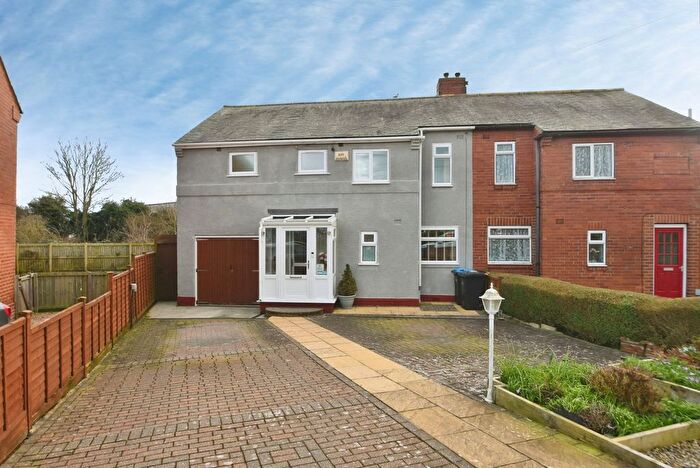 4 Bedroom Semi-Detached House For Sale In Frogmire Road, Knaresborough, North Yorkshire, HG5