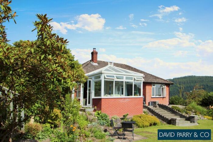 4 Bedroom Bungalow For Sale In Garth Lane, Knighton, LD7