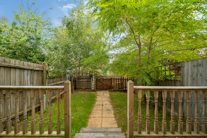 5 Bedroom Terraced House To Rent In Blyth Court, West Road, Saffron Walden, CB11