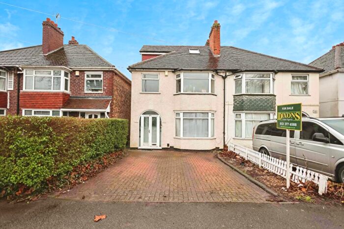 4 Bedroom Semi-Detached House For Sale In Holly Lane, Birmingham, West Midlands, B24