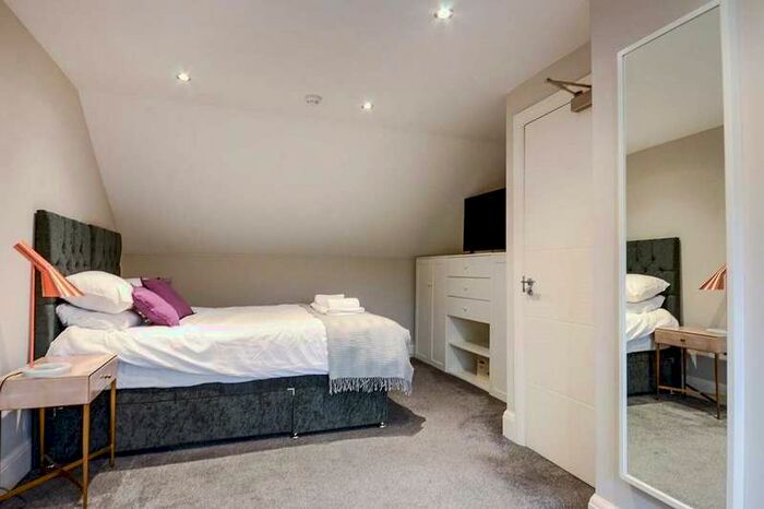 House To Rent In Westland Road, Watford, Hertfordshire, WD17