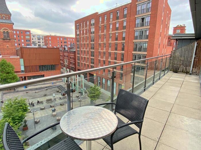 2 Bedroom Apartment To Rent In Fairbairn Building, Henry Street, M4