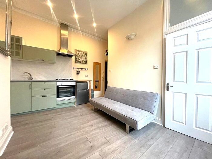 1 Bedroom Flat For Sale In Lanhill Road, Maida Vale, W9
