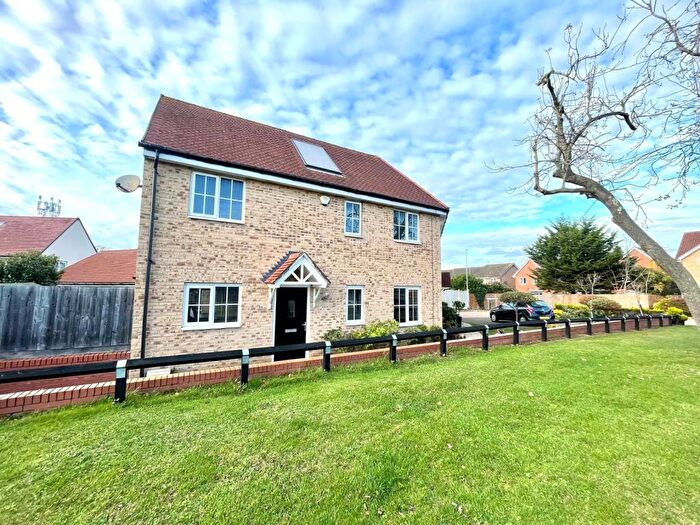 2 Bedroom Semi-Detached House For Sale In Cheapside West, Rayleigh, Essex, SS6