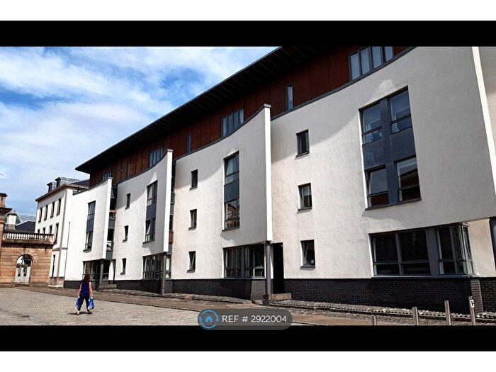 2 Bedroom Flat To Rent In Graham Square, Glasgow, G31