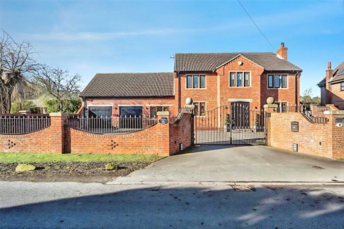 5 Bedroom Detached House For Sale In Thorpe In Balne, Doncaster, South Yorkshire, DN6