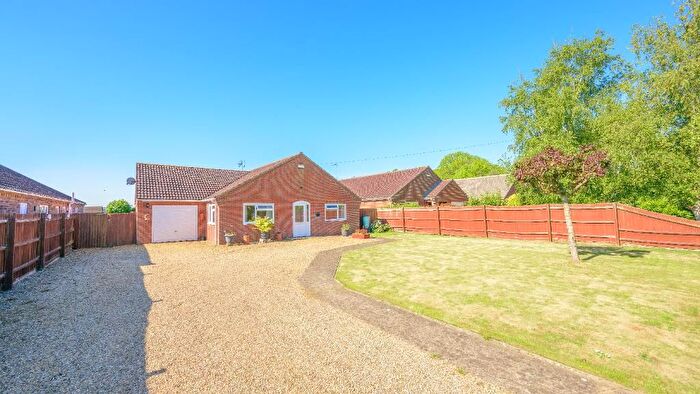 3 Bedroom Detached Bungalow For Sale In Cross Road, Sutton St Edmund, Spalding, Lincolnshire, PE12