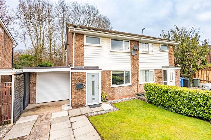 3 Bedroom Semi Detached House For Sale In Studfold, Chorley, PR7